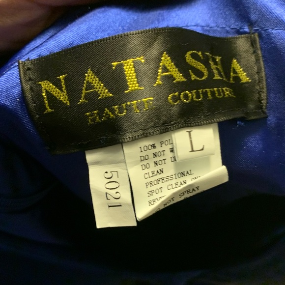 Natasha dress. GENTLY Worn ONCE! Has a slit along the front - Picture 5 of 9